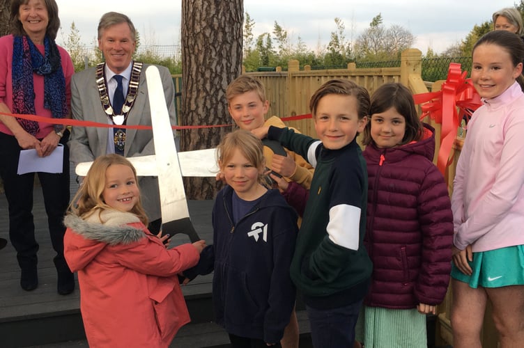 Haslemere Tennis Club’s upgraded and extended clubhouse and decking is officially opened