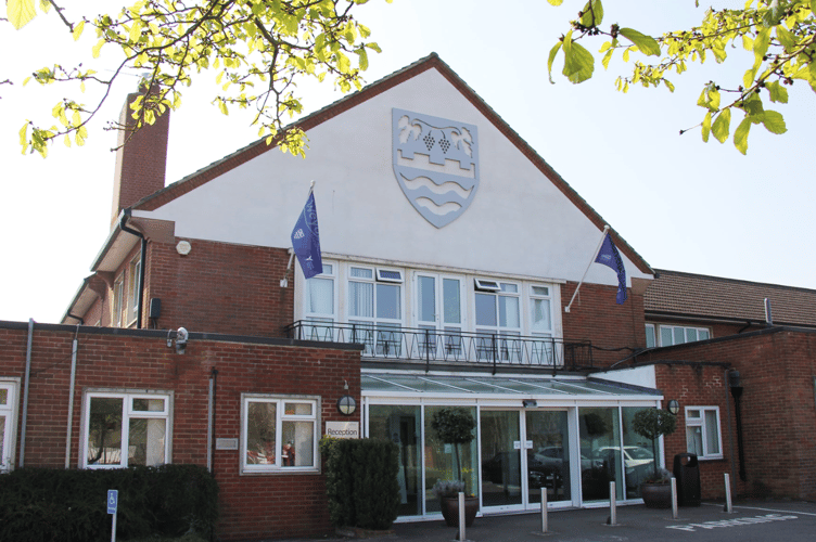 Weydon School in Farnham