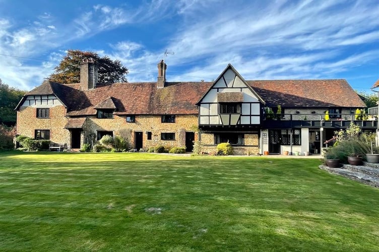 Quinettes House is a former medieval farmhouse in Churt, south of Farnham. It has served many purposes over the years – and for many years provided a retirement home for foreign missionaries