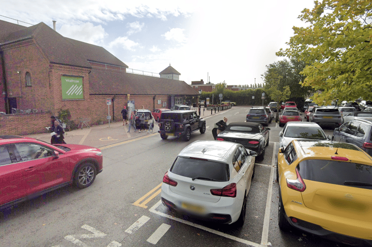 Lower Hart car park, Farnham