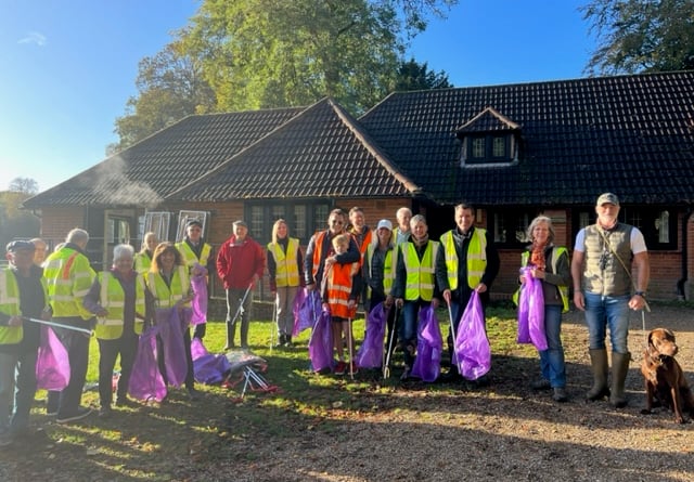 Chawton litter pick, October 2023.