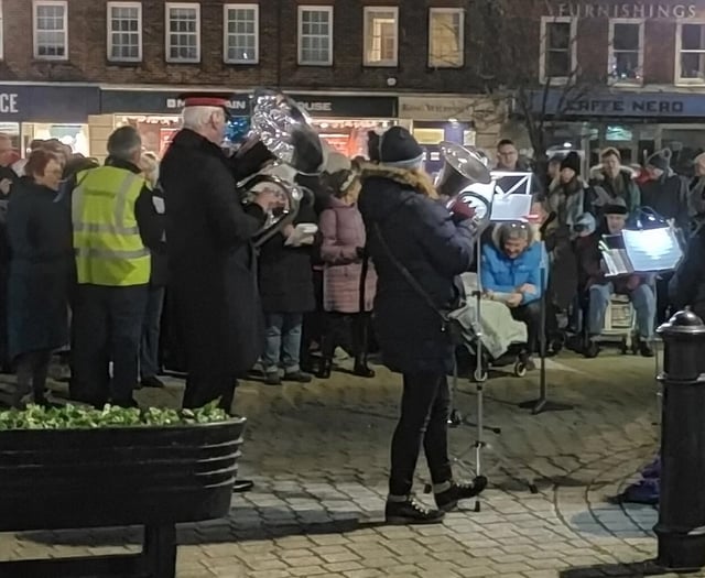 Annual Carols in the Square draws big crowd to Petersfield town centre