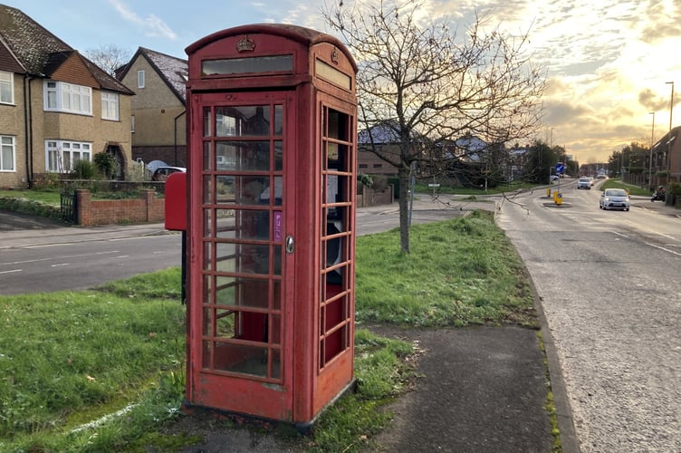 Winchester Rd Petersfield phonebox